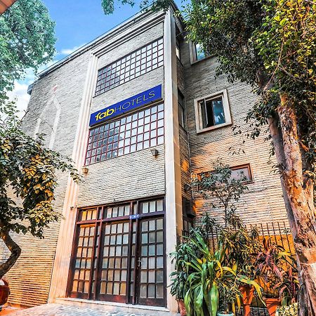 Готель Fabexpress Hemkunt Mansion Нойда Екстер'єр фото